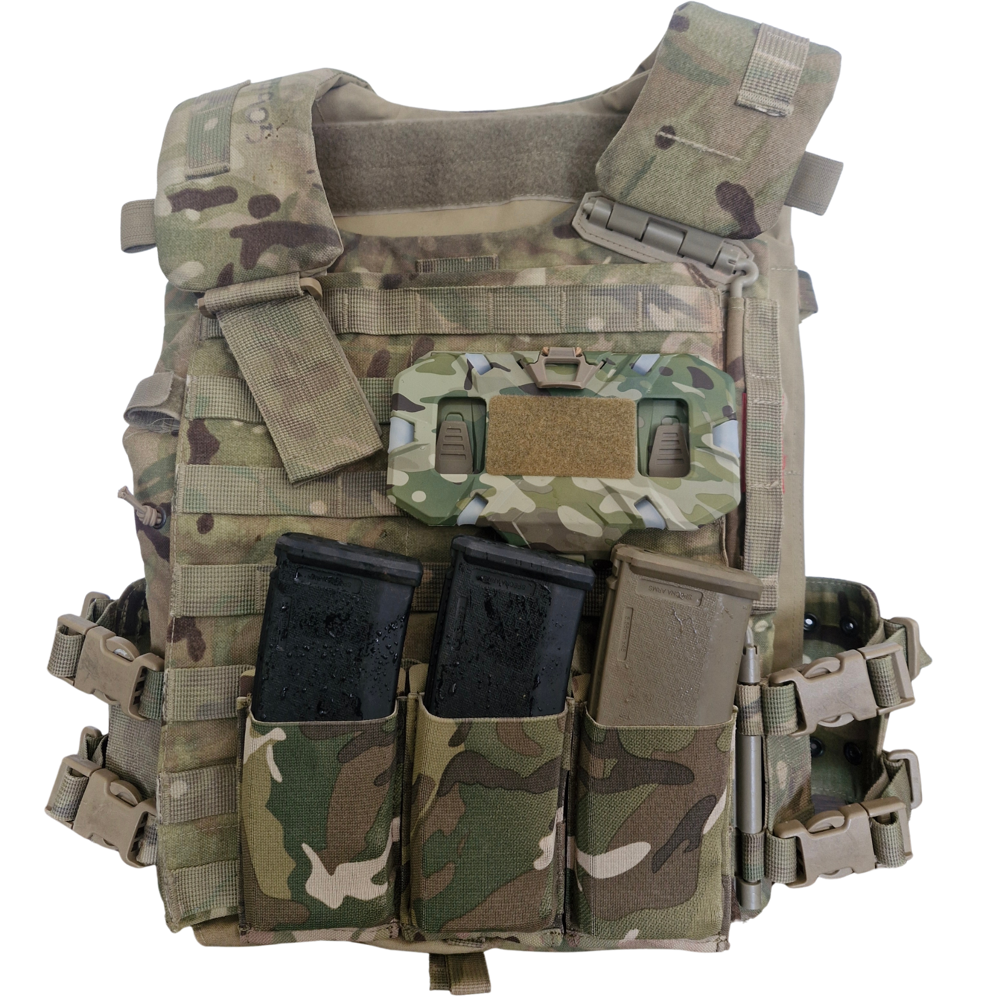 5.56 magazines in Mora tactical 5.56 pouches on a British Army virtus armour